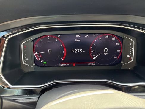 Certified 2022 Volkswagen Jetta SEL FWD image 28
