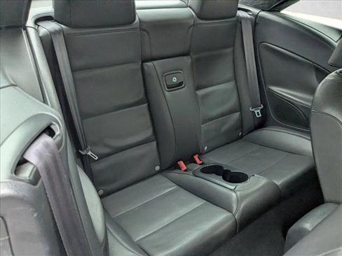 Used 2014 Volkswagen Eos Sport image 17