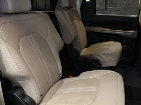 Used 2023 Ford Expedition Max Limited AWD/4WD image 47