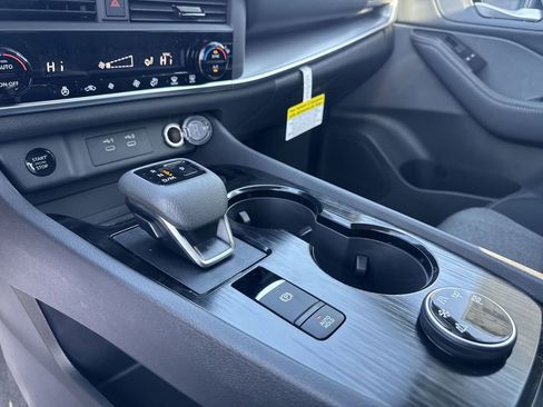 New 2026 Nissan Rogue SV image 19