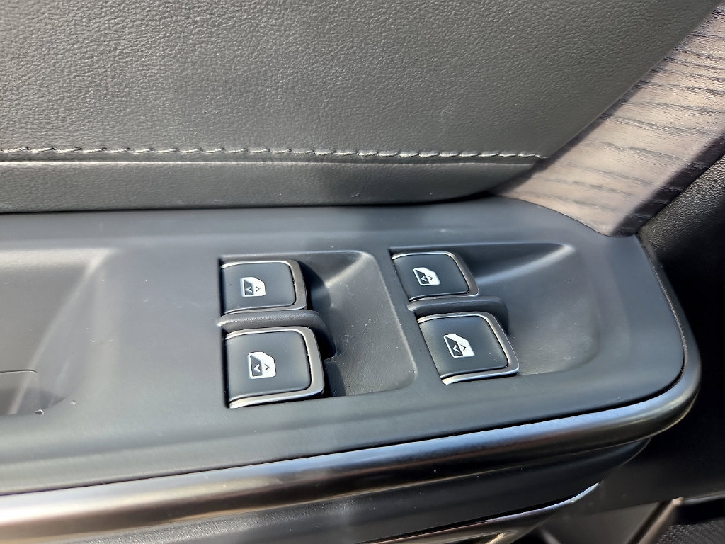 Used 2024 Rivian R1S Adventure Quad AWD/4WD image 15