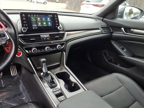 Used 2022 Honda Accord Sport image 11