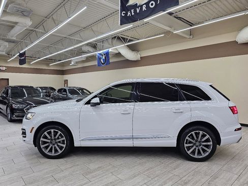 Used 2018 Audi Q7 3.0T Prestige AWD/4WD image 9