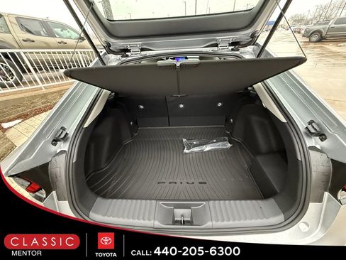 New 2026 Toyota Prius LE image 7