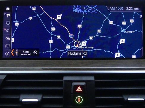 Used 2019 BMW X3 xDrive30i w/ Driving Assistance Package image 9