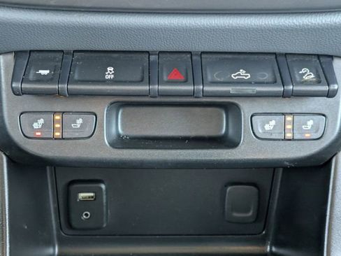 Used 2018 Chevrolet Colorado Z71 image 25