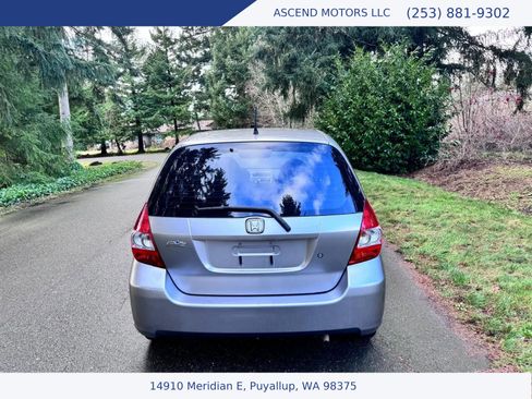 Used 2008 Honda Fit image 4