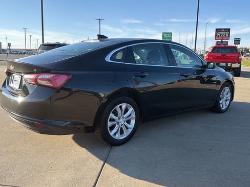 Used 2020 Chevrolet Malibu LT FWD image 19