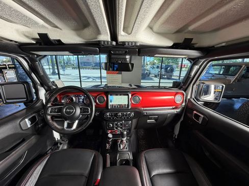 Used 2021 Jeep Gladiator Rubicon image 25