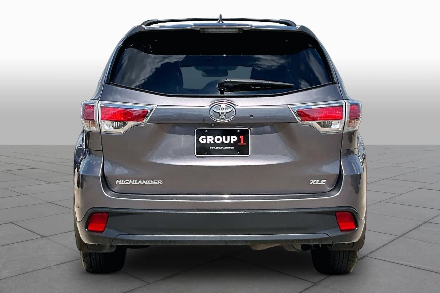 Used 2015 Toyota Highlander XLE FWD image 5