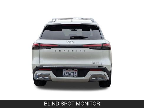 Used 2022 INFINITI QX60 Sensory w/ Cargo Package FWD image 9