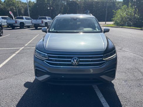 Used 2024 Volkswagen Tiguan Wolfsburg Edition FWD image 2