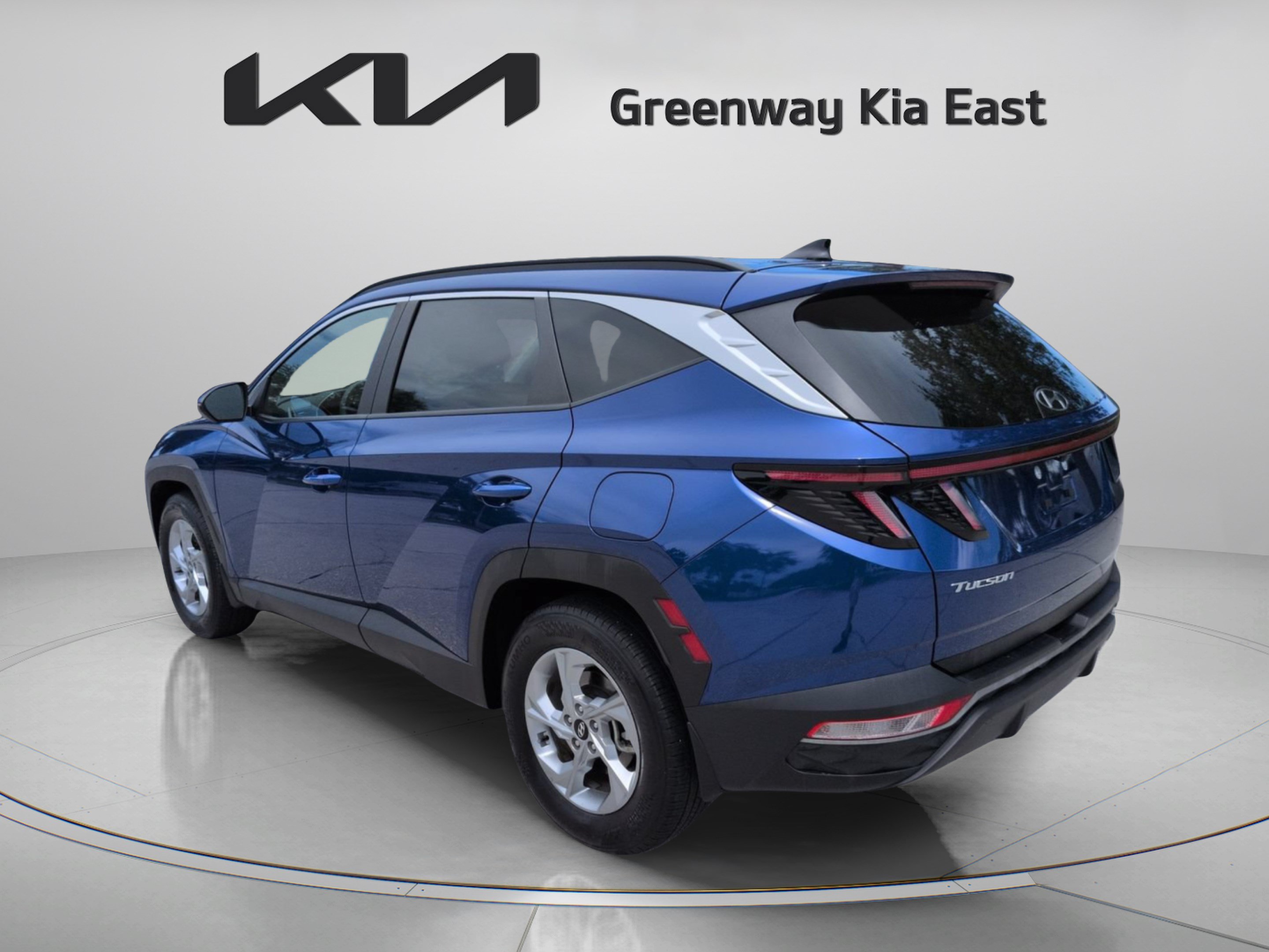 Used 2023 Hyundai Tucson SEL FWD image 8