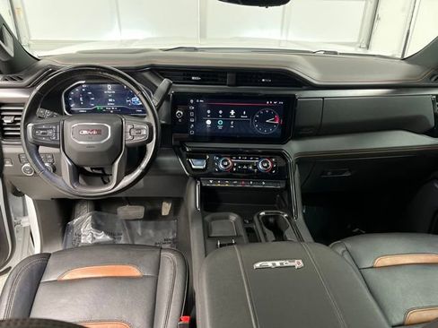Used 2024 GMC Sierra 3500 AT4 w/ AT4 Premium Plus Package AWD/4WD image 25