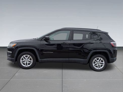 Used 2018 Jeep Compass Sport w/ Tech Group image 3