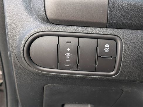 Used 2018 Kia Forte LX image 27