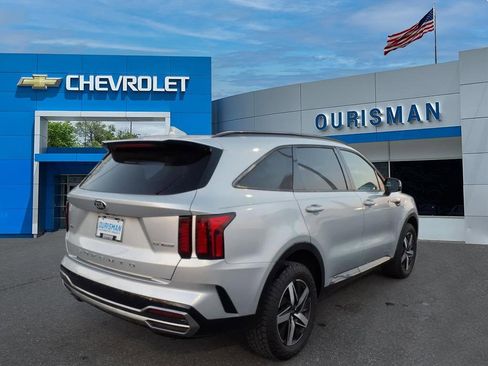 Used 2021 Kia Sorento EX w/ Panoramic Sunroof Package image 3