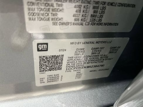 Used 2024 Chevrolet Silverado 1500 LT AWD/4WD image 27