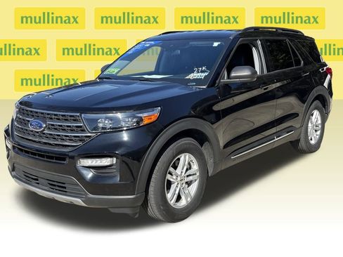 Certified 2023 Ford Explorer XLT w/ Equipment Group 202A image 12
