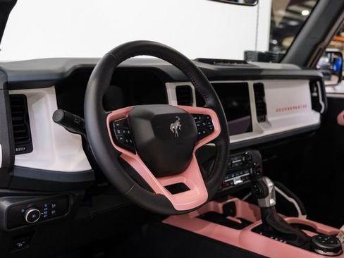 Used 2025 Ford Bronco Heritage Edition image 12