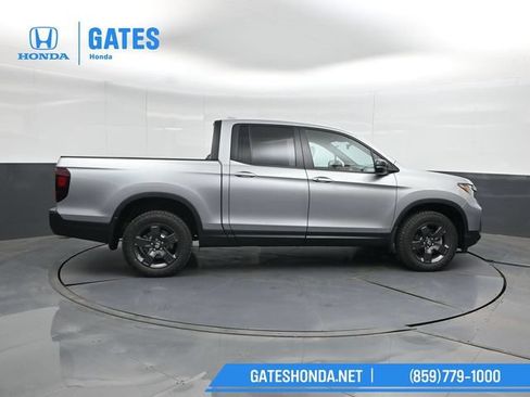 New 2026 Honda Ridgeline TrailSport image 3