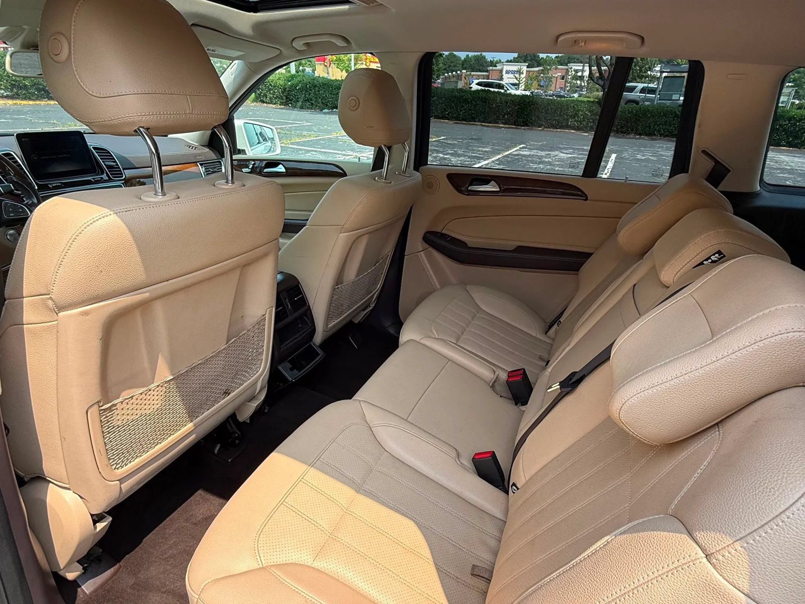 Used 2017 Mercedes-Benz GLS 450 4MATIC image 25