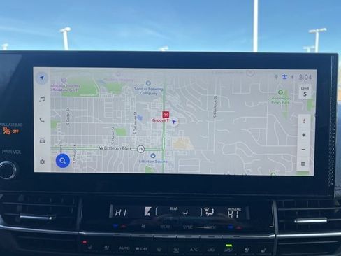 Used 2025 Toyota Sienna Limited image 15