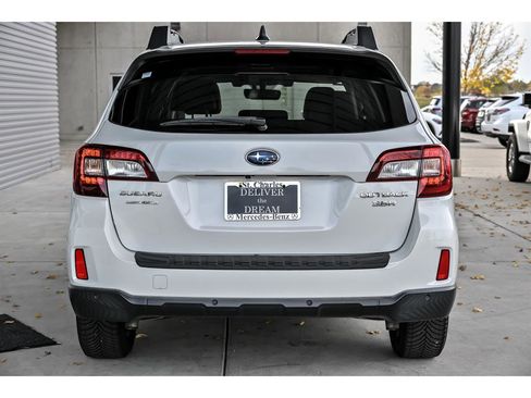 Used 2017 Subaru Outback 3.6R Limited image 7