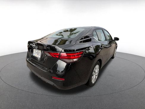Used 2025 Nissan Sentra S FWD image 16