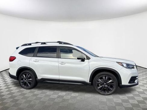 Used 2022 Subaru Ascent Onyx Edition image 7