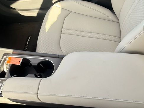 New 2025 Hyundai Sonata Limited image 27