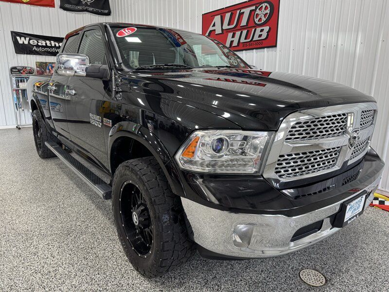 Used 2016 RAM 1500 Laramie w/ Convenience Group AWD/4WD image 4