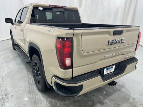 Certified 2022 GMC Sierra 1500 Elevation w/ Elevation Premium Package image 5