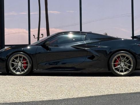 Used 2024 Chevrolet Corvette Stingray Premium Conv w/ 3LT RWD image 5
