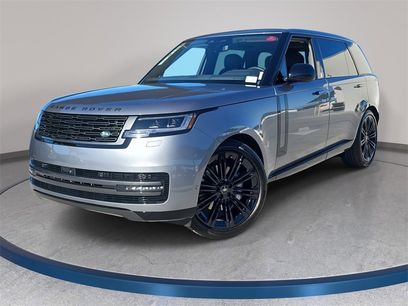 New 2025 Land Rover Range Rover Long Wheelbase SE