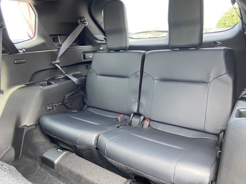 New 2025 Mitsubishi Outlander AWD image 19