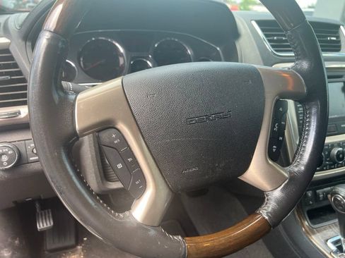 Used 2013 GMC Acadia Denali AWD/4WD image 21