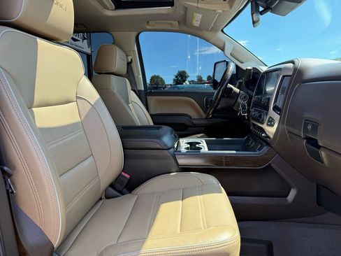 Used 2019 GMC Sierra 3500 Denali w/ Duramax Plus Package AWD/4WD image 30
