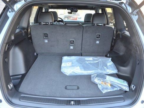 New 2025 Jeep Grand Cherokee Limited image 34