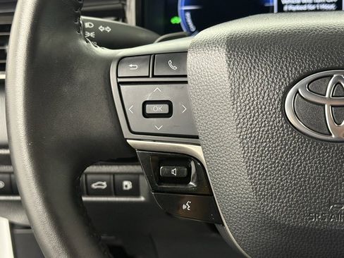 Used 2025 Toyota Camry XSE image 20