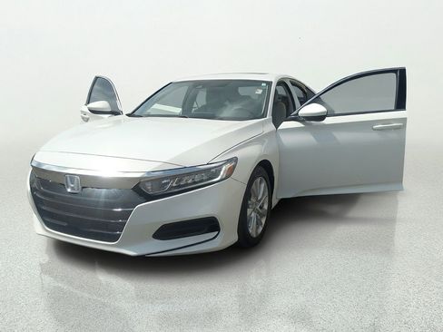 Used 2019 Honda Accord LX image 11