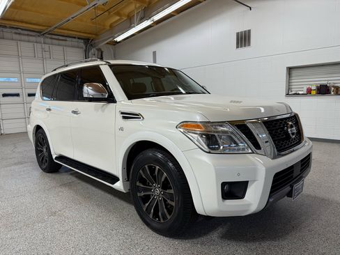 Used 2019 Nissan Armada Platinum w/ Captain's Chairs Package image 6