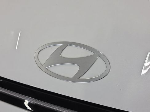 Used 2025 Hyundai Sonata SEL FWD image 34