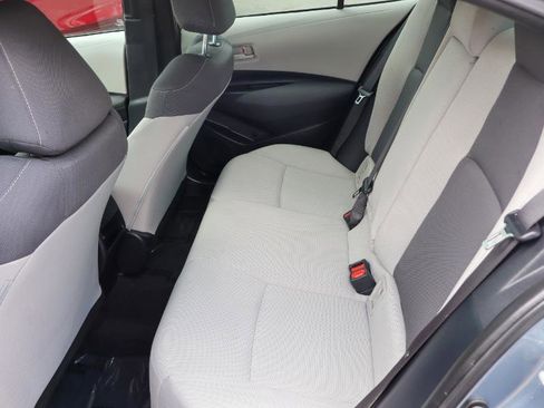 Used 2022 Toyota Corolla LE FWD image 10