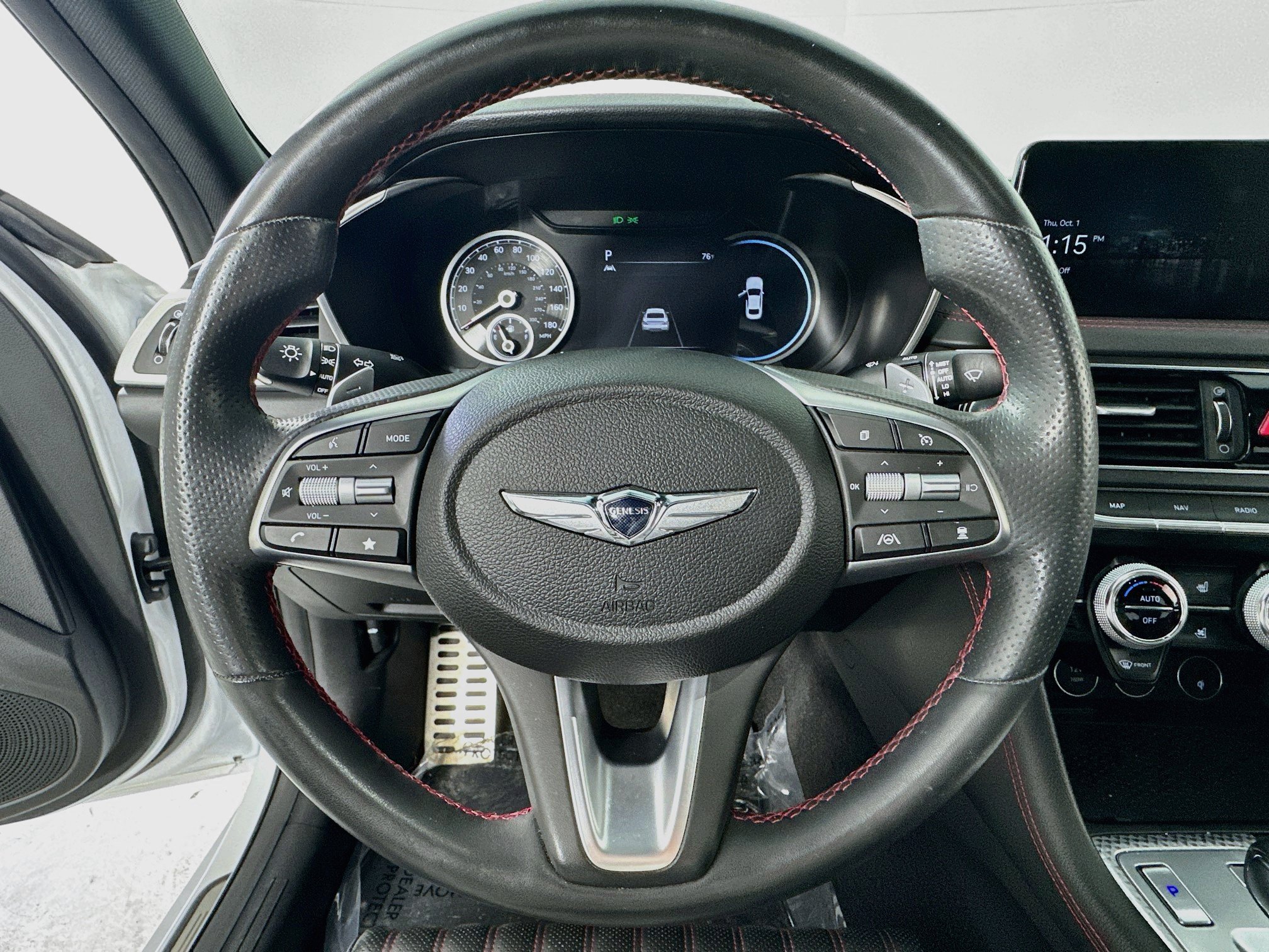 Used 2023 Genesis G70 2.0T w/ Sport Prestige Package RWD image 11