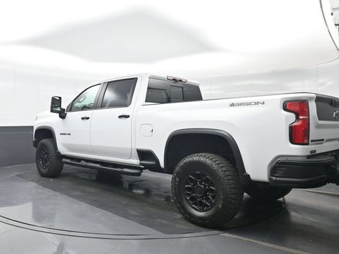Used 2024 Chevrolet Silverado 2500 ZR2 w/ ZR2 Bison Edition AWD/4WD image 5
