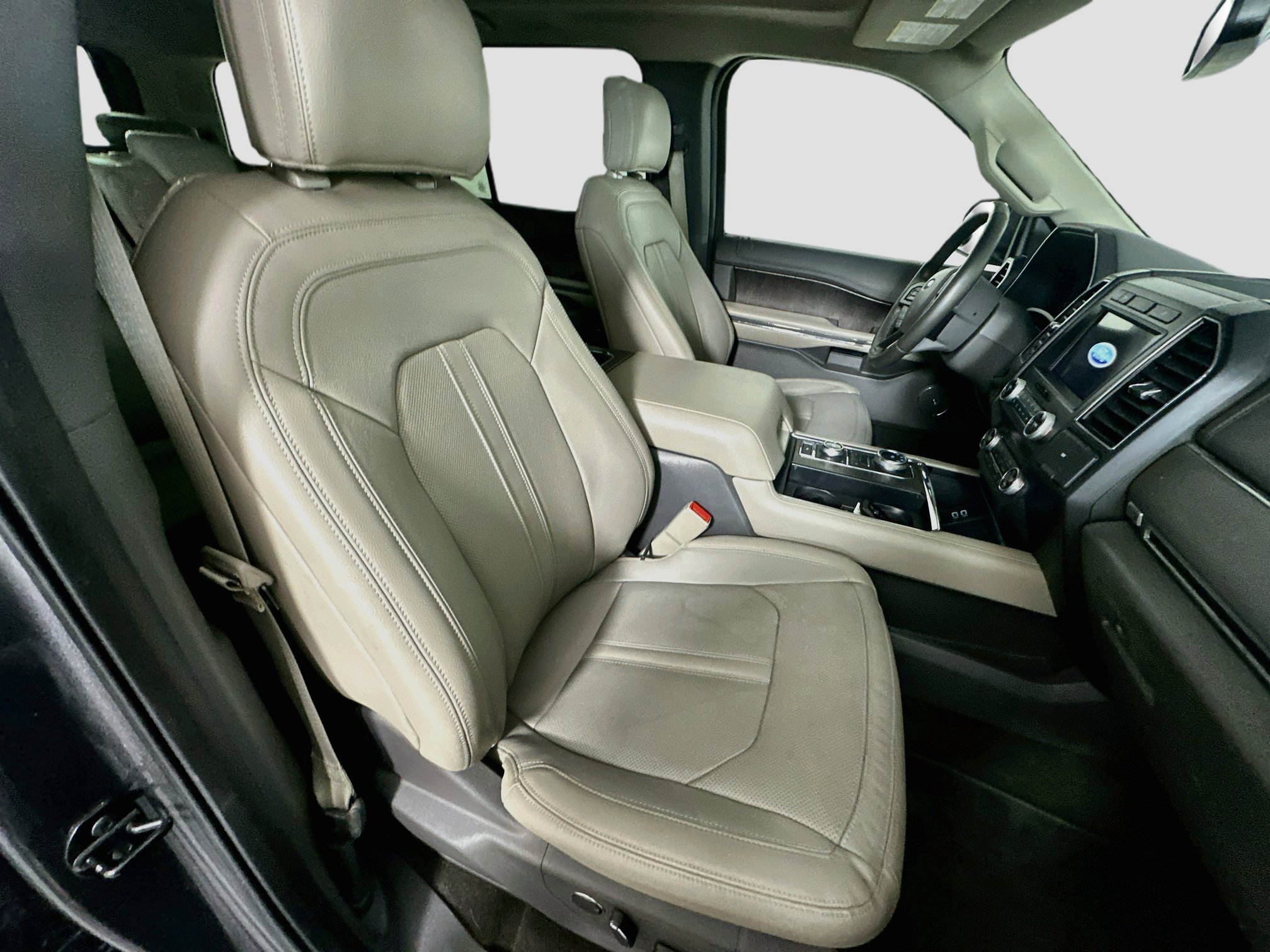 Used 2019 Ford Expedition Limited AWD/4WD image 34