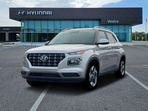 New 2026 Hyundai Venue SEL FWD image 1