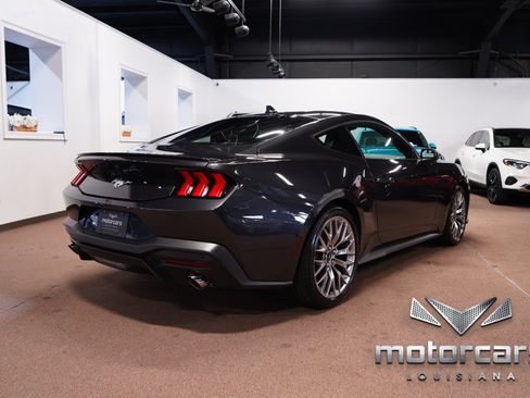 Used 2024 Ford Mustang Premium RWD image 7