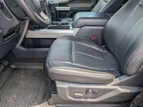 Used 2022 Ford F250 Lariat w/ Lariat Ultimate Package AWD/4WD image 16